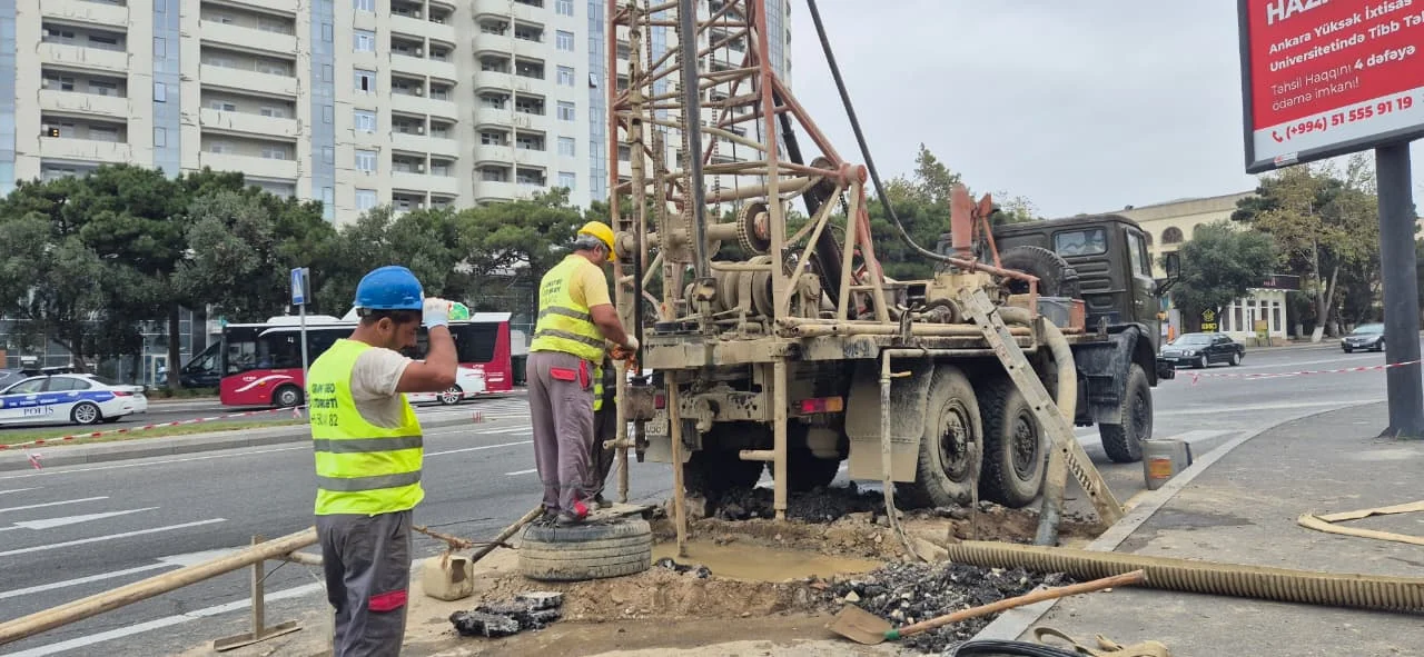 8  noyabr prospektinin Ramiz Quliyev küçəsi ilə kəsişməsində müxtəlif səviyyəli yol ötürücülərin tikintisinin layihələndirilməsi